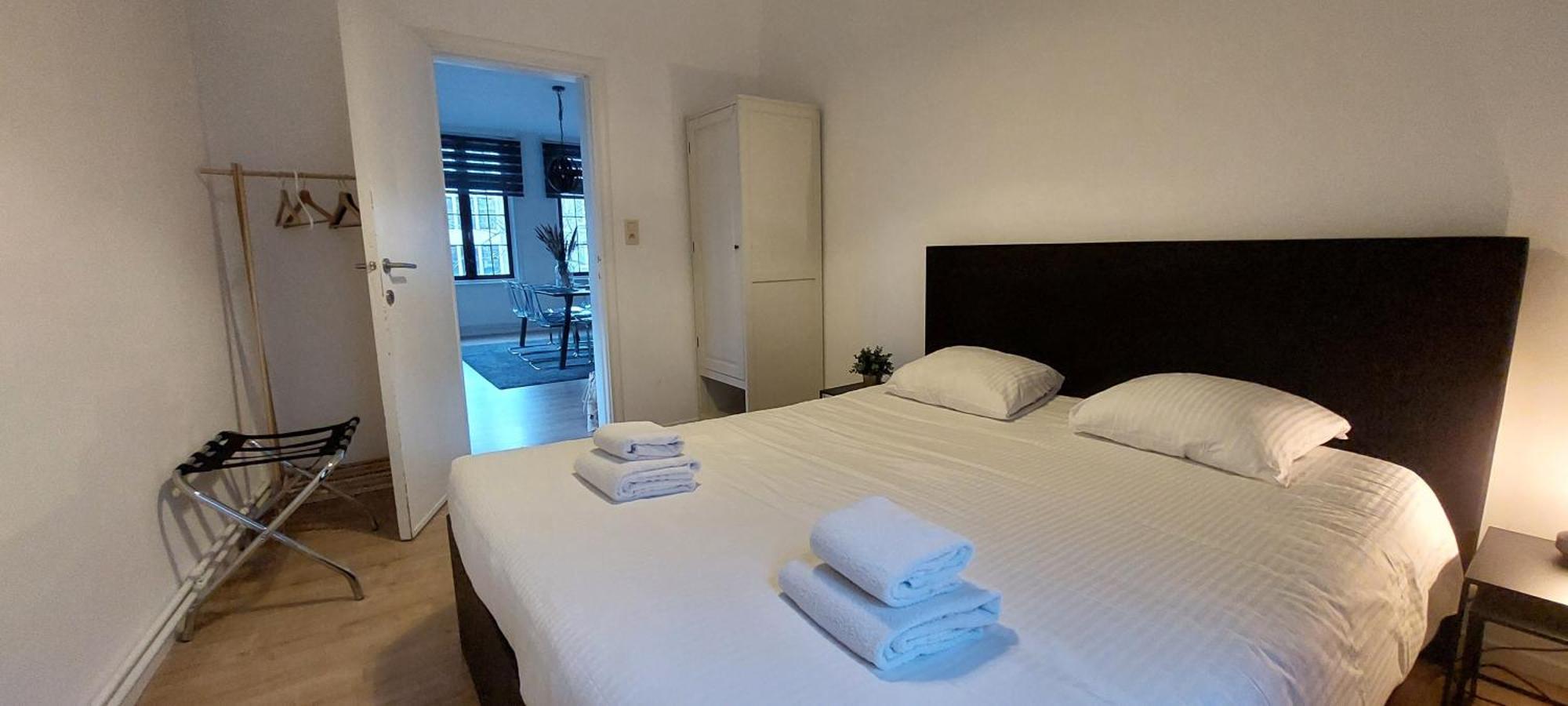 The View - Spacious 2 Bdr Appt In With View Antwerp Exterior photo